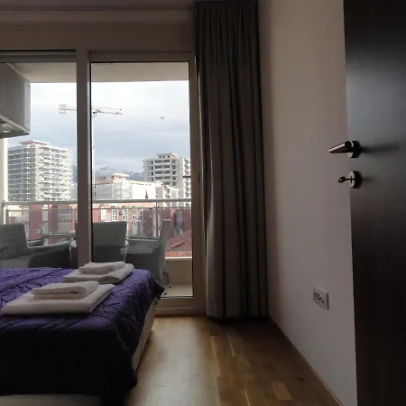 Fortuna Lux Apartman Budva